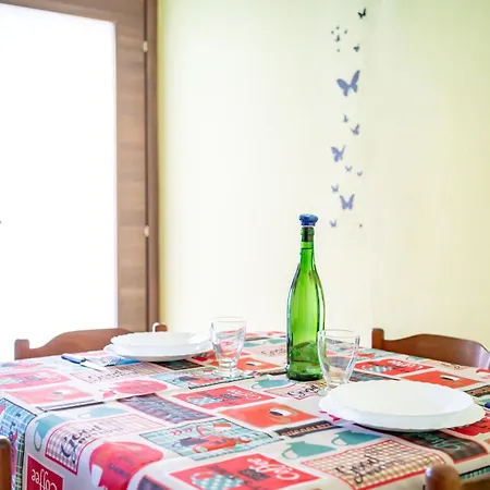 Guest house Holos *